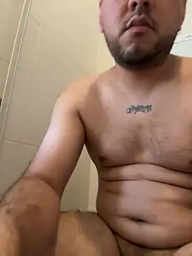 latinocalientehot online show from June 2026 02:45:01 PM