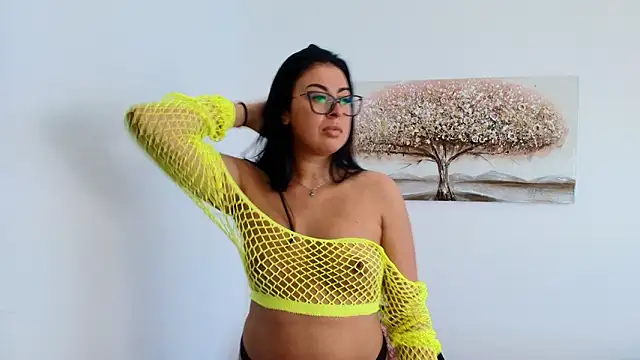 Snapshot of MissyScarlet chatting on February 2026 06:26:01 AM MissyScarlet online show from February 2026 06:26:01 AM