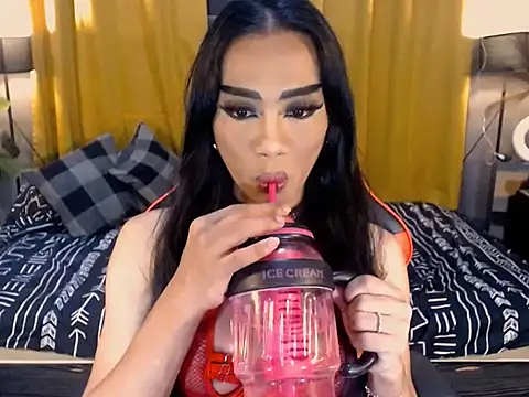 VeshtidaTS online show from April 2026 03:09:02 AM