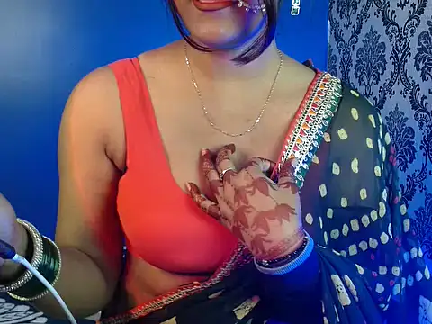 Snapshot of Hotginni4 chatting on February 2026 03:22:01 PM Hotginni4 online show from February 2026 03:22:01 PM