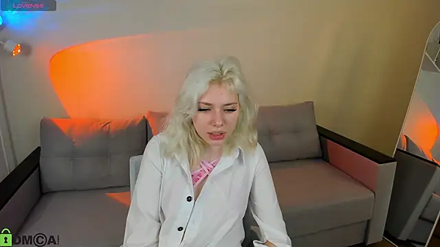 Kate Krose online show from February 2026 02:53:01 AM