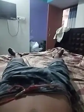 Snapshot of tamilpaiyan989 chatting on April 2026 07:58:02 AM tamilpaiyan989 online show from April 2026 07:58:02 AM