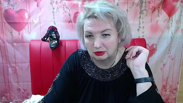 Snapshot of RenataDaster chatting on April 2026 07:58:01 PM RenataDaster online show from April 2026 07:58:01 PM