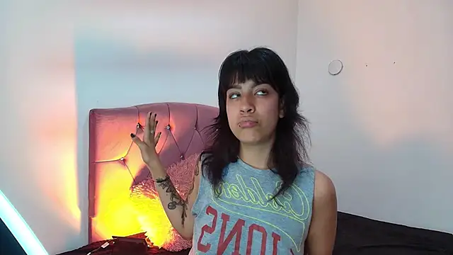 Kalyra 17 online show from March 2026 11:49:01 AM