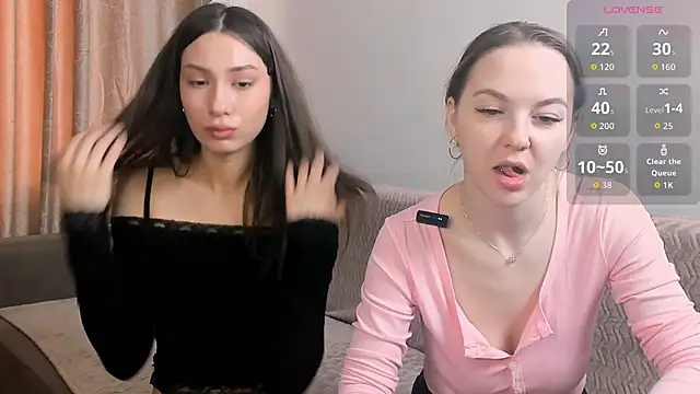 AricaPetties online show from April 2026 10:53:02 AM