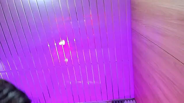 mlucreciasucker303av online show from February 2026 09:07:01 PM