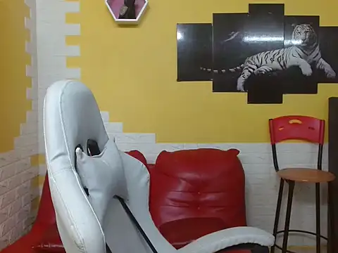 Snapshot of chacorta_ chatting on April 2026 12:55:02 PM chacorta online show from April 2026 12:55:02 PM