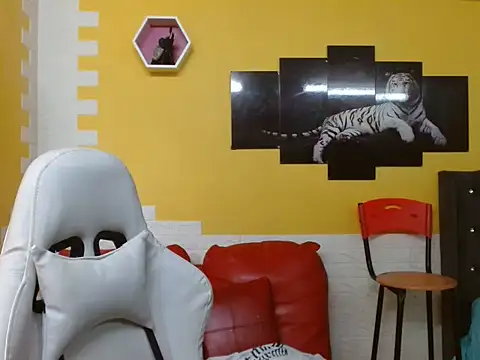 Snapshot of chacorta_ chatting on May 2026 12:55:01 PM chacorta online show from May 2026 12:55:01 PM