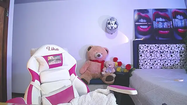 Snapshot of lika_little0 chatting on May 2026 12:26:02 AM lika little0 online show from May 2026 12:26:02 AM