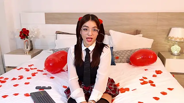 AntonellaBons online show from February 2026 06:54:01 AM