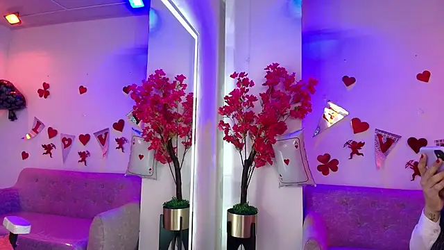 Maddie T18 online show from February 2026 11:49:02 AM