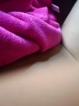 Snapshot of Brissperu18 chatting on April 2026 02:09:02 AM Brissperu18 online show from April 2026 02:09:02 AM