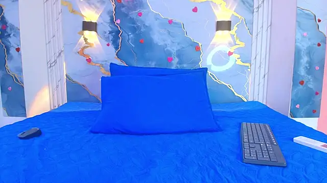 crystal love08 online show from April 2026 07:19:01 PM