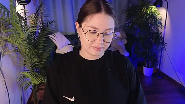 Snapshot of vanessaparadiza chatting on February 2026 01:50:02 PM vanessaparadiza online show from February 2026 01:50:02 PM