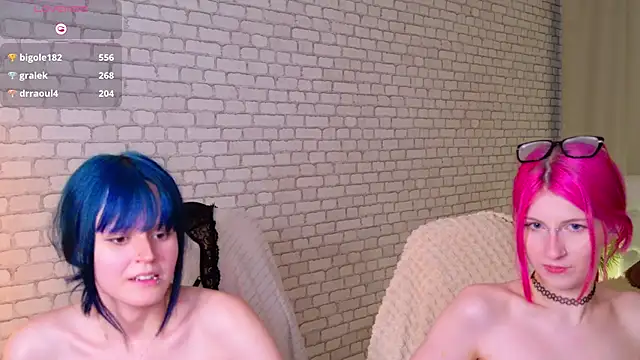 michelewild online show from April 2026 07:07:02 PM