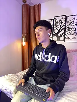 Snapshot of David_Banks_ chatting on February 2026 12:28:01 PM David Banks online show from February 2026 12:28:01 PM