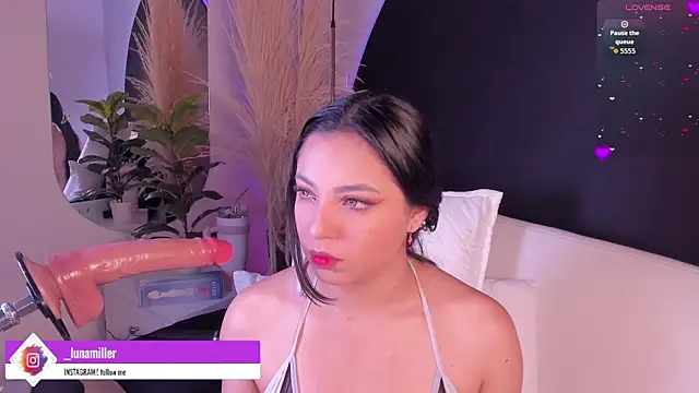 lunamiller 01 online show from July 2026 12:09:01 PM