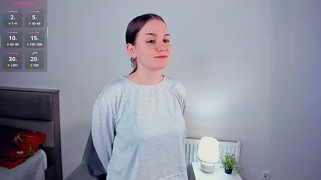 Snapshot of CrissyKales chatting on April 2026 05:43:02 PM CrissyKales online show from April 2026 05:43:02 PM