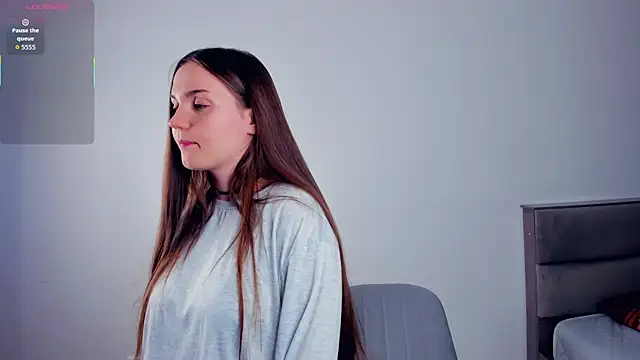 Snapshot of CrissyKales chatting on April 2026 05:55:01 PM CrissyKales online show from April 2026 05:55:01 PM