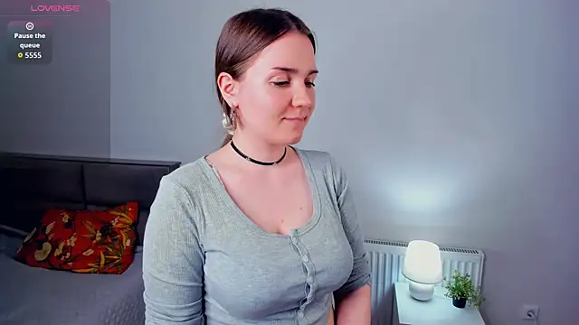 Snapshot of CrissyKales chatting on April 2026 06:08:02 PM CrissyKales online show from April 2026 06:08:02 PM