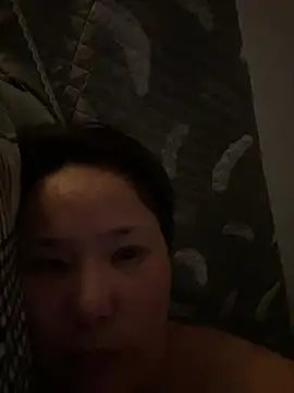 Snapshot of Youyou_12 chatting on February 2026 07:52:01 PM Youyou 12 online show from February 2026 07:52:01 PM