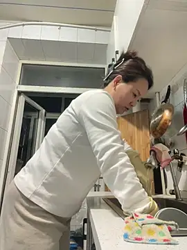 Youyou 12 online show from March 2026 12:31:02 PM