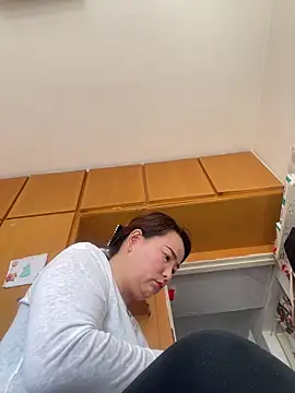 Youyou 12 online show from April 2026 12:11:02 AM