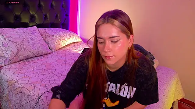 Snapshot of Arytits chatting on March 2026 11:06:02 AM Arytits online show from March 2026 11:06:02 AM