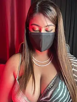 Snapshot of queen-panda chatting on April 2026 05:31:02 PM queen-panda online show from April 2026 05:31:02 PM