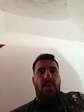 Snapshot of NatanCasad0 chatting on February 2026 08:33:01 AM NatanCasad0 online show from February 2026 08:33:01 AM