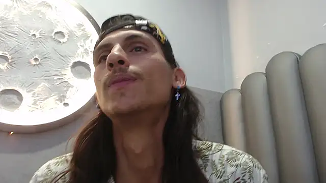 Snapshot of Noha-Smith chatting on February 2026 12:21:01 AM Noha-Smith online show from February 2026 12:21:01 AM