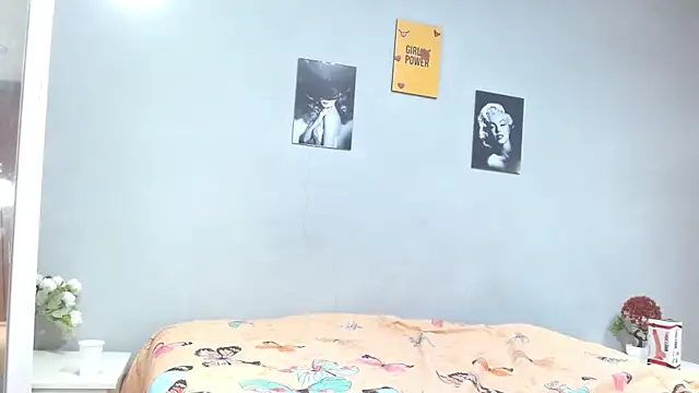 arianna rossi11 online show from April 2026 12:34:02 PM