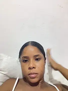 Snapshot of LIA_PARKERR chatting on February 2026 02:32:02 PM LIA PARKERR online show from February 2026 02:32:02 PM