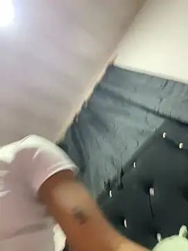 Snapshot of LIA_PARKERR chatting on February 2026 12:29:02 AM LIA PARKERR online show from February 2026 12:29:02 AM