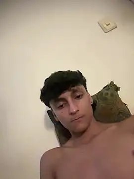 Snapshot of BOY_0914 chatting on February 2026 01:11:02 AM BOY 0914 online show from February 2026 01:11:02 AM