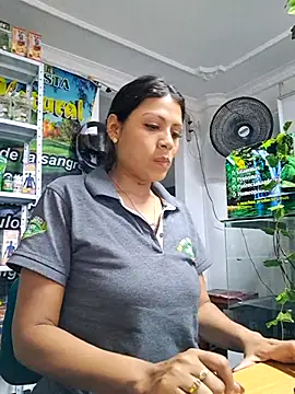 Tatianna Loove  online show from April 2026 09:39:33 PM