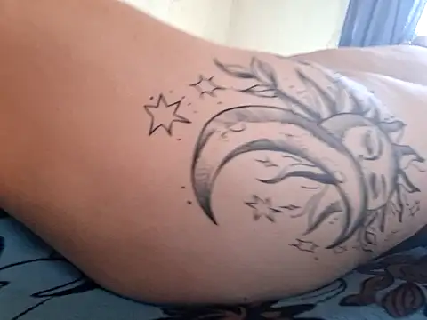 tuhardsexy online show from April 2026 06:49:02 PM