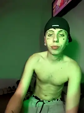 Snapshot of sableye21 chatting on April 2026 03:57:01 AM sableye21 online show from April 2026 03:57:01 AM