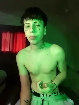 Snapshot of sableye21 chatting on April 2026 06:48:02 PM sableye21 online show from April 2026 06:48:02 PM