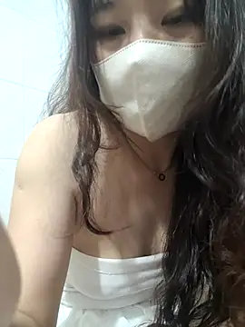 Snapshot of NinaKey chatting on February 2026 04:08:01 PM NinaKey online show from February 2026 04:08:01 PM