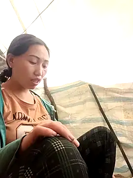 hot-luna- online show from February 2026 01:14:01 AM