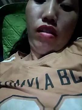 hot-luna- online show from April 2026 12:39:01 PM