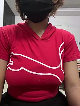 Snapshot of SANA-STRIP chatting on April 2026 04:05:02 PM SANA-STRIP online show from April 2026 04:05:02 PM