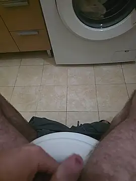 Snapshot of Heyyo3 chatting on February 2026 09:13:01 AM Heyyo3 online show from February 2026 09:13:01 AM