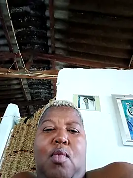 treasure hunny online show from February 2026 06:02:01 AM