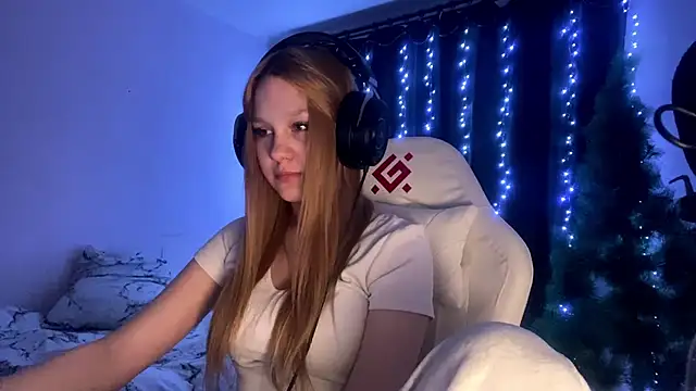 Snapshot of axin_burnell chatting on February 2026 05:35:02 PM axin burnell online show from February 2026 05:35:02 PM