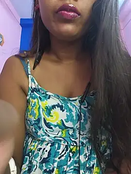 Mahira06 online show from July 2026 05:28:02 PM