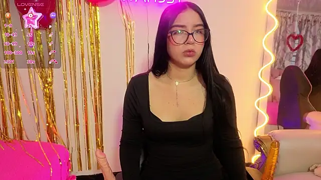 MILAH TAY online show from February 2026 11:42:01 AM