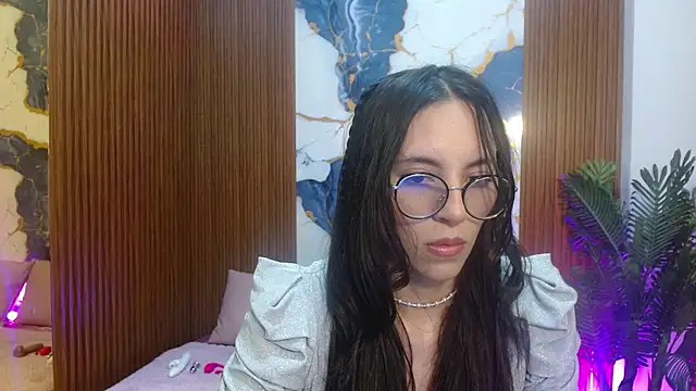 Athenaa tay online show from February 2026 07:19:02 PM