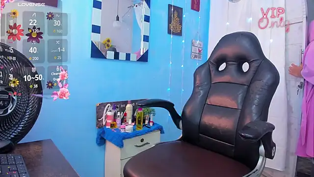 SamiraAwada online show from February 2026 06:52:01 PM